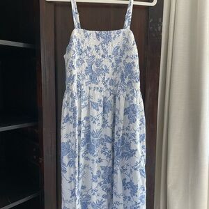 Universal Thread White and Blue Floral Midi Dress